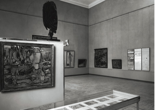 国际画廊家沙龙上，Galerie Jeanne Bucher, Musee Cantonal des Beaux-Arts 展位，1963。