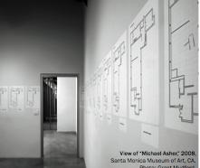 “Michael Asher”现场、2008、Santa Monica艺术馆、CA。