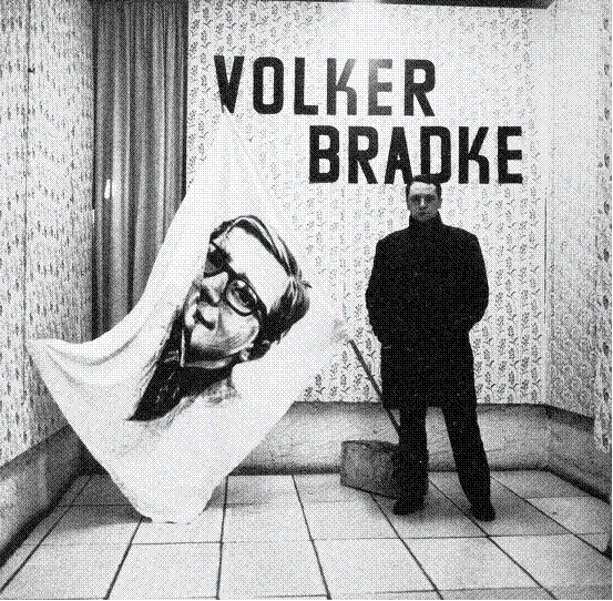 格哈德•里希特的《Volker Bradk》的现场、1966、Schmela画廊、杜塞尔多夫。