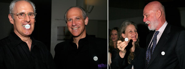 左图：David Ross和MoMA 馆长Glenn Lowry。右图：艺术史学家Molly Nesbit和Richard Armstrong。
