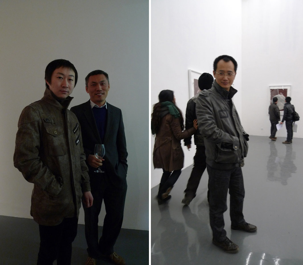 左：艺术家郭鸿蔚、前波画廊的茅为清， 右：艺术家邱志杰
图片提供：任兰