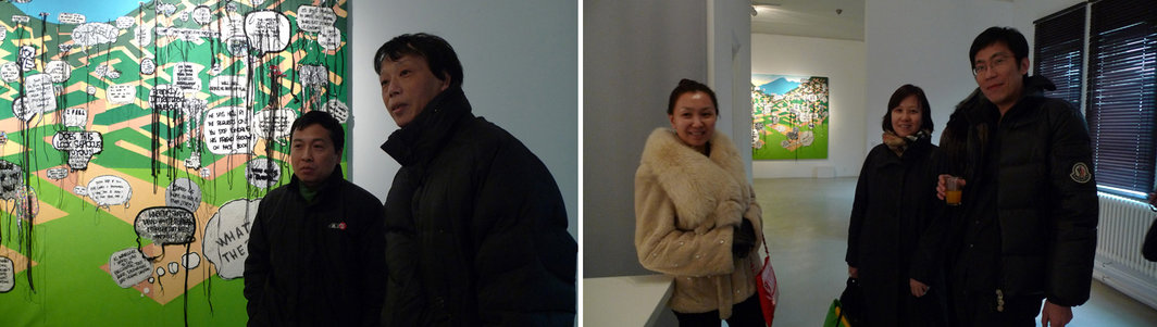 左：策展人黄笃和艺术家胡介鸣，右：炎黄艺术馆的郭晓莉、尤伦斯当代艺术中心的郭晓彦和艺术家徐震