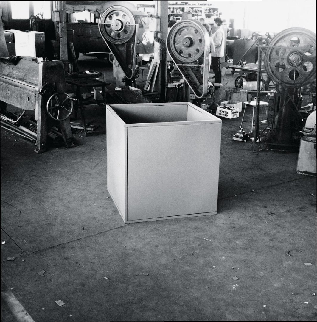 珀森斯科, 旋转叶片E系列（Drehflügel Serie E），1967-68，泡沫电镀铝板喷漆，装置外观，临时装置，金属加工厂，奥芬巴赫，西德。