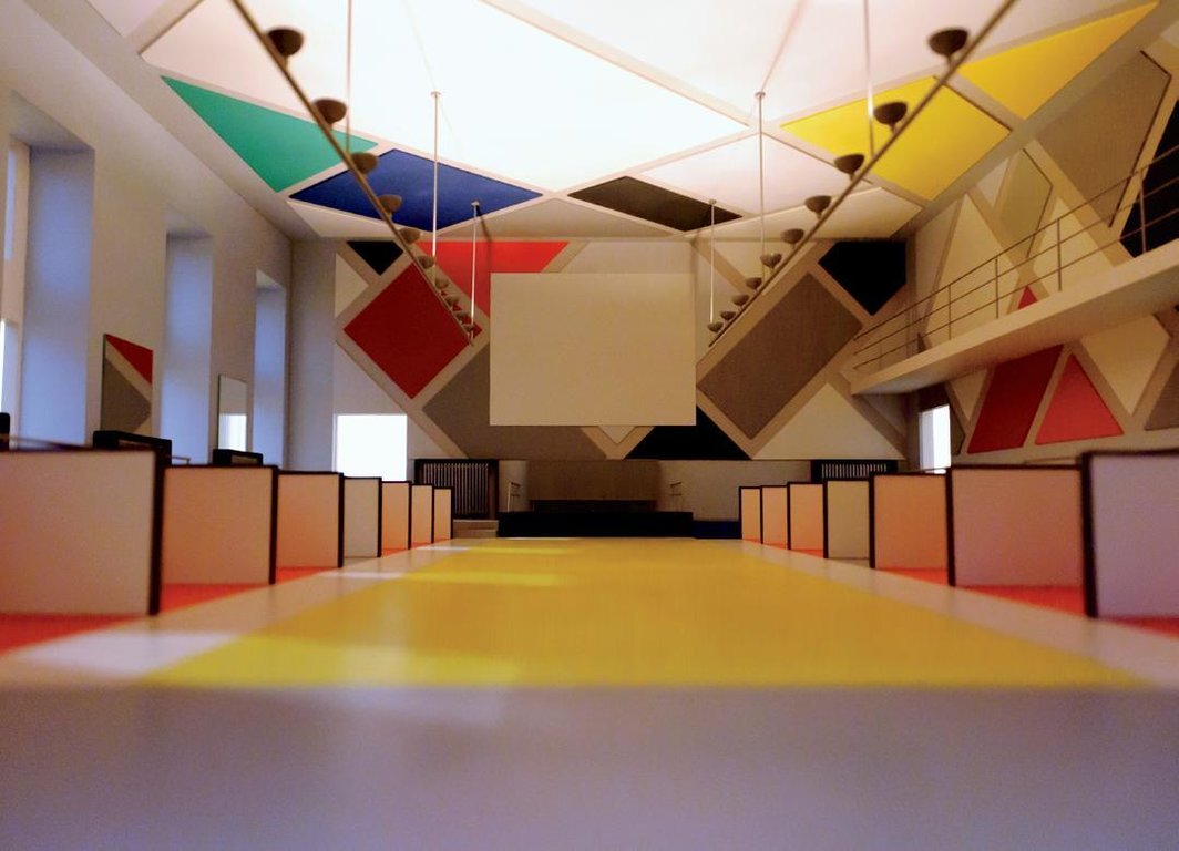 杜斯伯格,《影院与舞厅》，Aubette楼，斯特拉斯堡，法国, 1926–28，木模,1988。