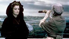 侯麦、《贵妇与公爵》、2001 、彩色录像转35毫米影片剧照129分钟。Grace elliott (Lucy Russell).