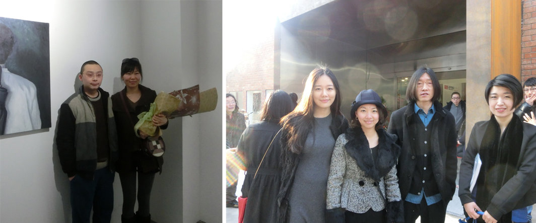 左：参展艺术家贺勋及友人；右：NUOART创办人郑诺，杨画廊杨洋，策展人朱朱，北京公社经理吕静静。