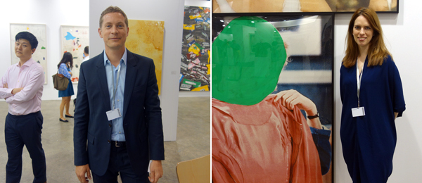 左：画商Niklas Svennung；右：画商Courtney Plummer在Marian Goodman画廊.