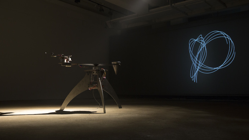 吴珏辉，《错造物π》，2014， 动态装置， 展览现场