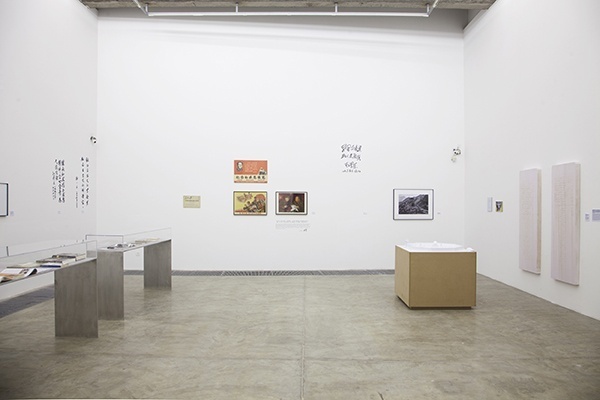 “白求恩：英雄与摄影的成长”展览现场，泰康空间，2015.