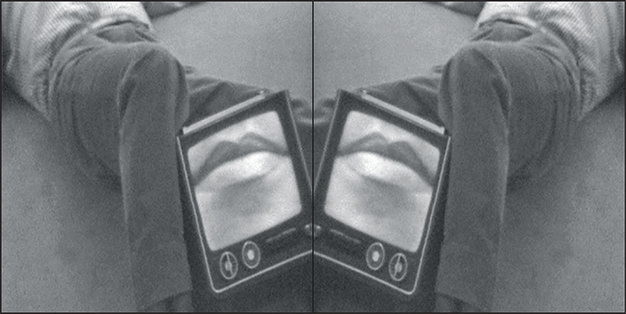 尼尔·亚尔特，《德翁骑士》，1978，录像部分截图（黑白，有声，15分7秒）；多媒体装置，宝丽来、银盐相纸、布面丙烯.