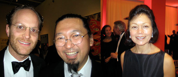 左图： MoCA副馆长Ari Wiseman和艺术家村上隆。 右图： 佳士得副总裁Laura Paulson。 (Photos: Linda Yablonsky)&nbsp;