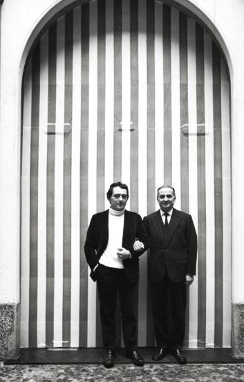 丹尼尔·布伦和Guido Le Noci 在Apollinaire画廊，米兰，1968年10月。