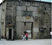 做为第七届宣言展展览场所的古堡外观、意大利、2008。