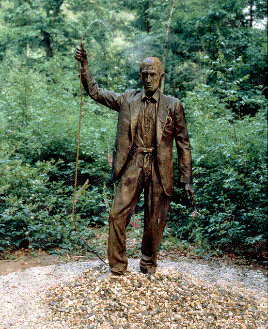 阿里吉耶罗•波提、《自画像》、1993、铜；电线与水力附件、216×89×59厘米。