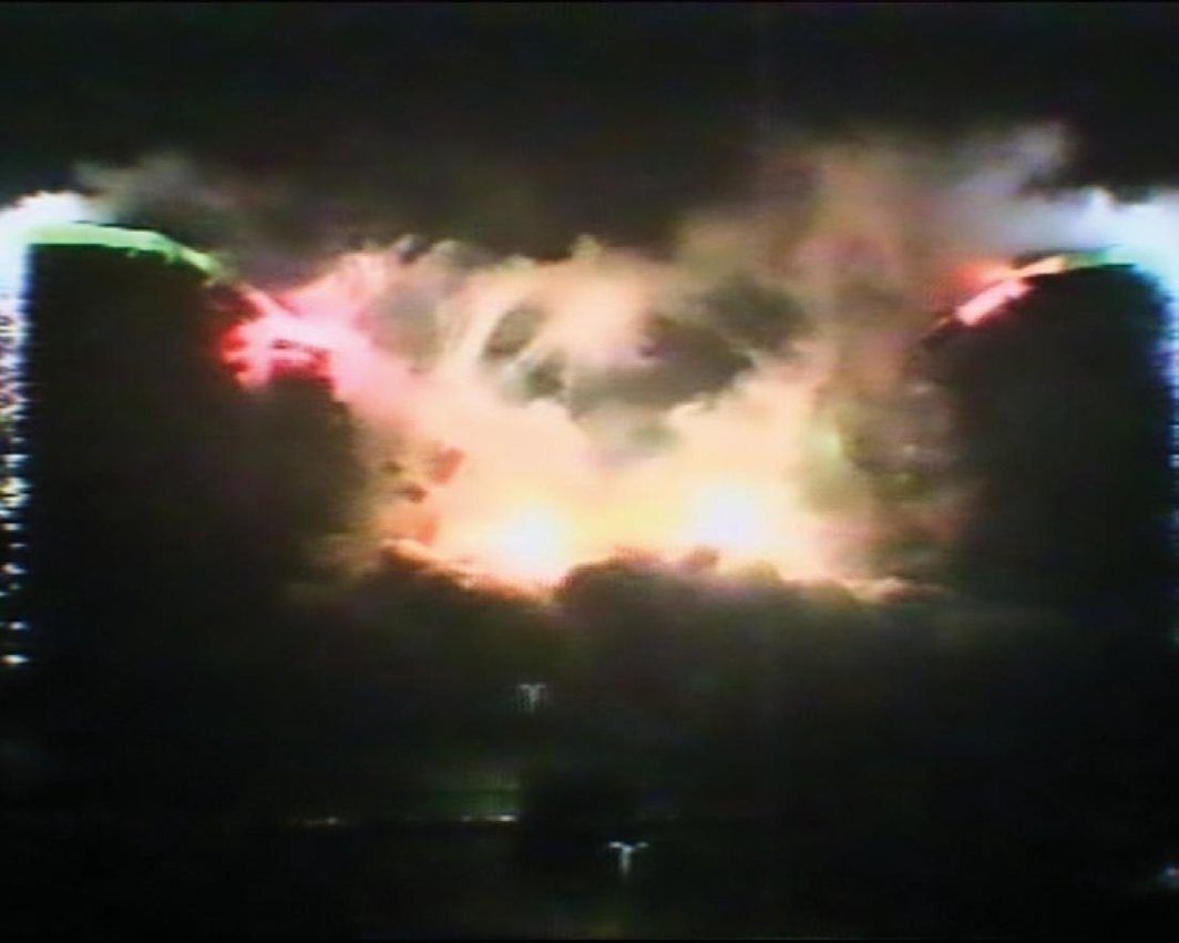 西普里安•加亚尔（Cyprien Gaillard），《Desniansky Raion》（2007），彩色录像截图，29分钟。