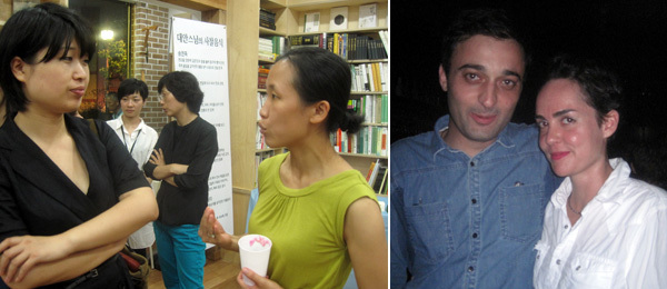 左：北京公社的吕静静与策展人卢迎华；右：艺术家Andro Wekua和Gladstone画廊的Rosalie Benitez