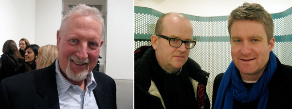 左: 艺术家Joe Zucker；右: 白柱子美术馆的Matthew Higgs与画商Toby Webster。