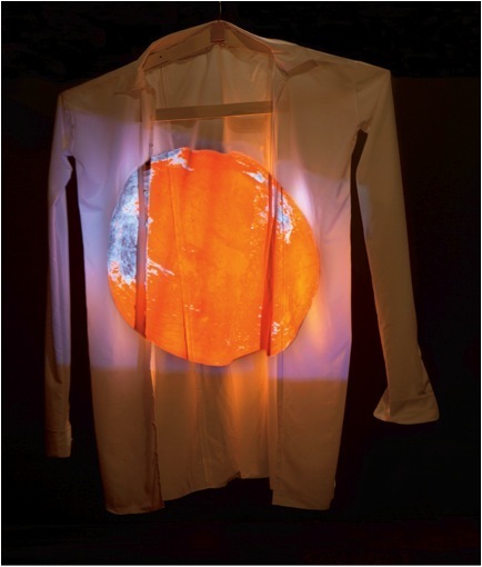 罗伯特•惠特曼，《护照》，2011年。排演现场，纽约Dia：Beacon中心，2011年2月。