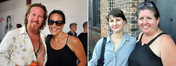 左图：艺术家Gregory de la Haba 和总监 Rita de Alancar Pinto。右图：艺术家 Rachel Foullon和经纪人Shirley Morales。