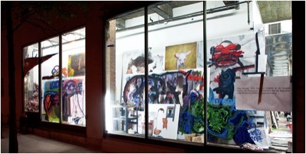 Bjarne Melgaard与Omar Harvey, Big Fat Black Cock Inc.,
and Richie Rent,  《无题》, 2011, 综合材料。装置场景，Maccarone画廊橱窗，纽约。