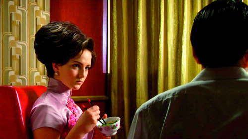 黄汉明,《花样年华》, 2009, 3频道录像，剧照，13分钟。