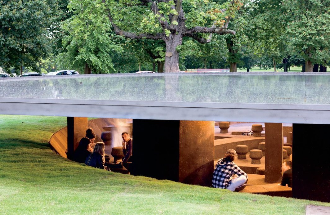 赫尔佐格&amp;德梅隆和艾未未，蛇形画廊展馆，2012，伦敦。