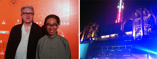 左：上海双年展联合策展人鲍里斯•格罗伊斯和张颂仁。右：上海双年展开幕酒会现场。
&nbsp;全文摄影：杜可柯。