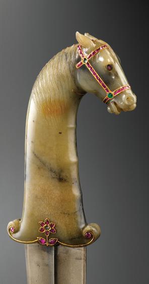 有马头把手的短剑，印度，ca. 1600, 玉，红宝石，祖母绿，钢，金，197⁄8 x 35⁄8 x 1".