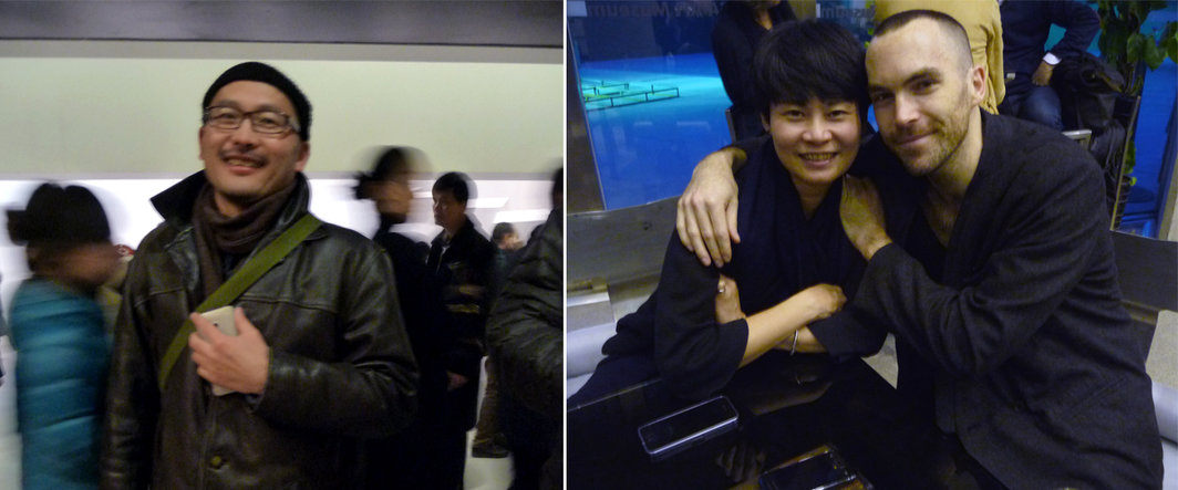 左：艺术家王卫；右：策展人苏珀琪与艺术家Tyler Coburn.