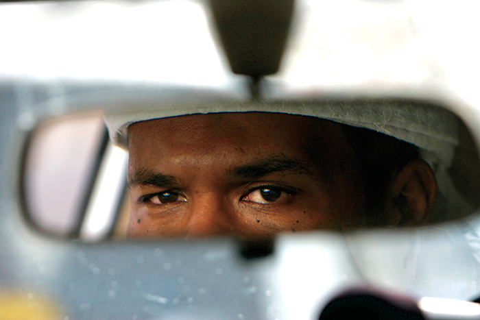 劳拉·珀特阿斯，《誓言》（The Oath）, 2010, 35毫米胶片，色彩，有声，96分钟.