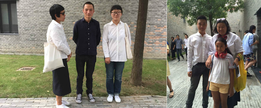 左：艺术家炀子，洛桑旦巴与美术助理姜珊；右：鄢醒与洪晃及其女儿（摄影：艺术家提供）.