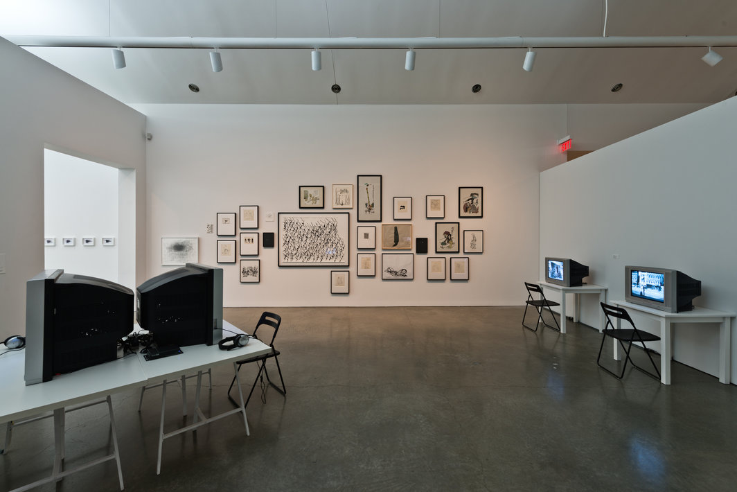 “十二点”展览现场，巴德学院策展研究中心，纽约，2015年3月29日-5月3日。硕士毕业展览，策划：王景。摄影：Chris Kendll。