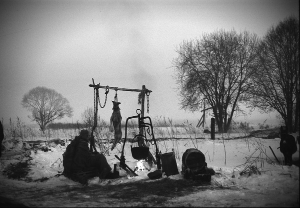 阿列克谢·日尔曼，《上帝难为》，2013，35毫米，黑白有声，170分钟.