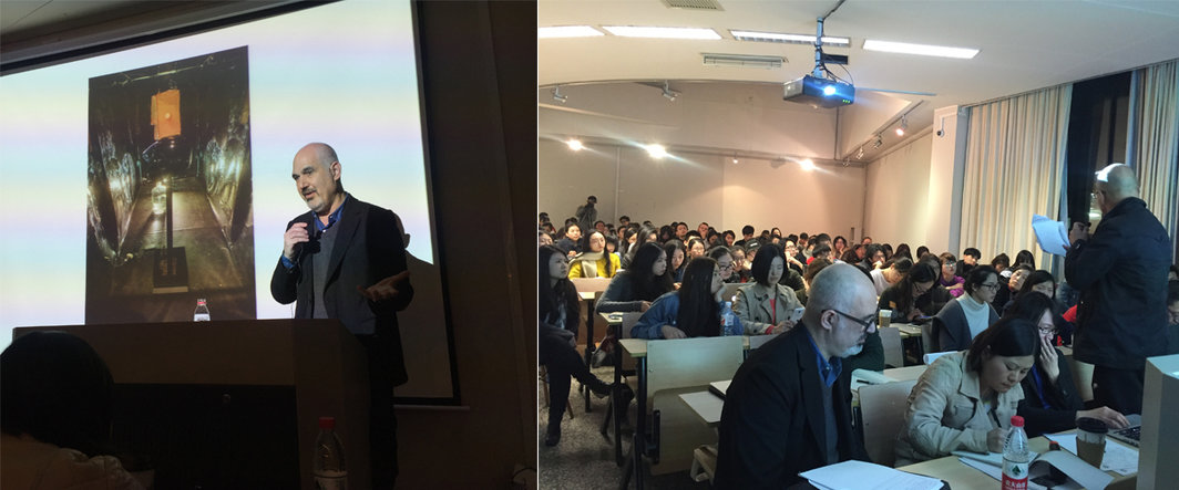 左：学者大卫·乔斯利特（David Joselit）；右：哲学学者陆兴华在大卫·乔斯利特的讲座上发言.