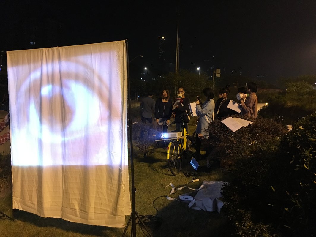 “44剧场”的第一次游牧。摄影：冯俊华.