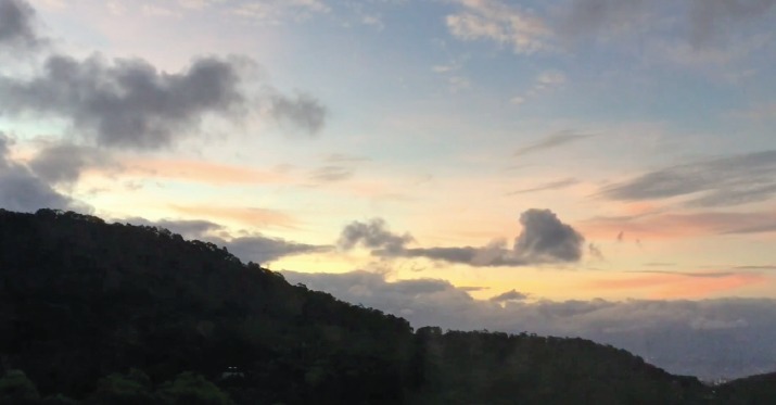 李明维为2017年威尼斯双年展所做的艺术家录像剧照.