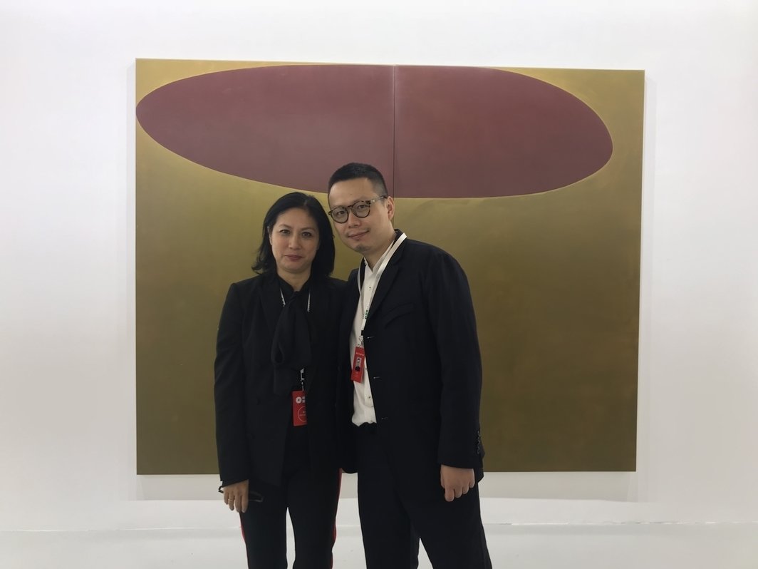 卓纳画廊资深合伙人秦安琪与卓纳画廊香港空间总监许宇.