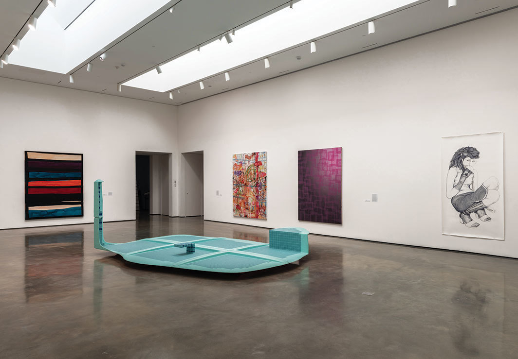 “艺术存在的条件：帕特·赫恩画廊和美国艺术公司（1983-2004）”，2018，黑塞尔美术馆展览现场，Annandale-on-Hudson，纽约州. 摄影：Chris Kendall.