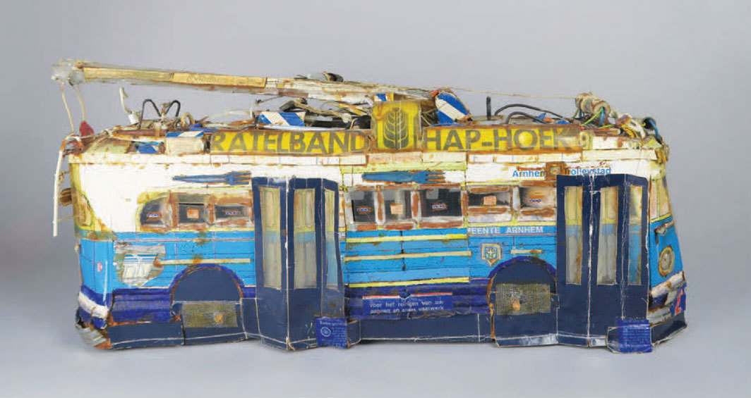 威廉·凡·亨，《无题》，1980-90，混合媒介，尺寸约为13 3⁄4 × 29 1⁄2 × 5 7⁄8".