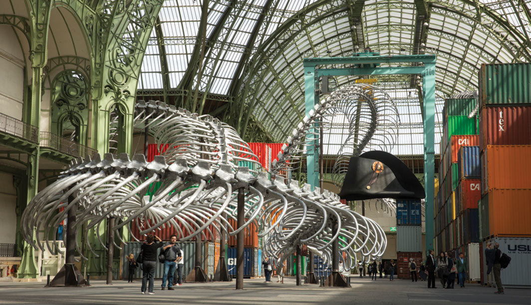 黄永砯，《帝国》，2016，金属、综合媒材. 巴黎大皇宫展览现场. 图片来源：Monumenta 16. 摄影：Raphaël Gaillarde.