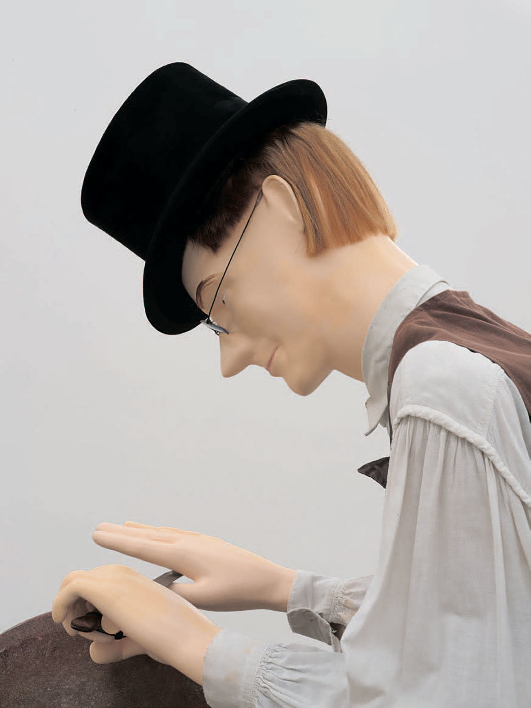 乔斯·德·格鲁伊特和哈拉·尔德，《韦克斯福德的磨刀匠》，2019，混合媒材，尺寸可变；第58届威尼斯双年展；摄影：Nick Ash.