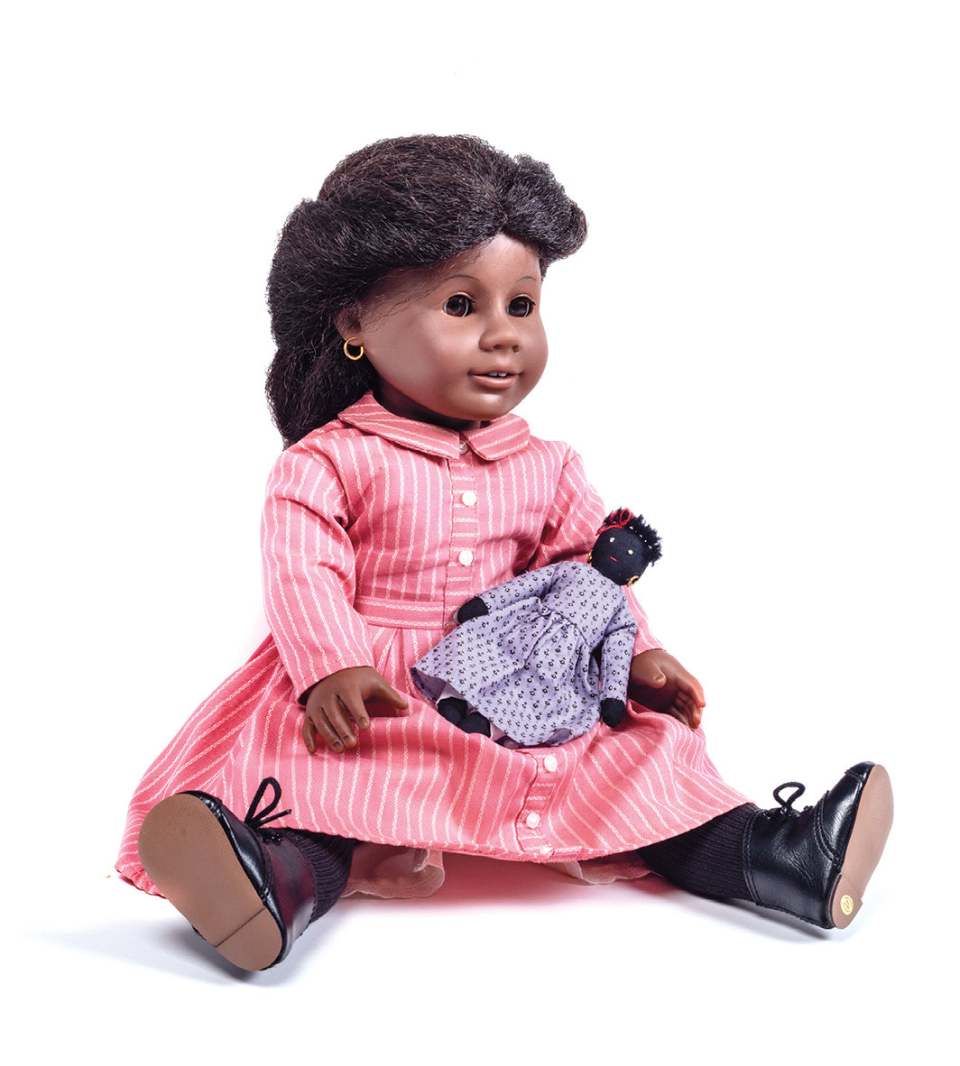 美国女孩Addy Walker娃娃，1993，织物、塑料，18 × 9 × 4".