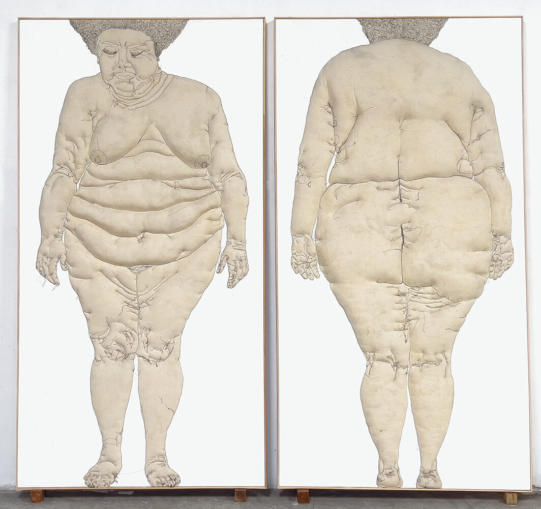 塔尼亚·坎迪亚尼，《抽脂术》（Liposucción），2002，棉线、画布、棉质填充物，每件1207⁄8 × 633⁄4 × 77⁄8". 来自“肥胖”系列，2002-05.