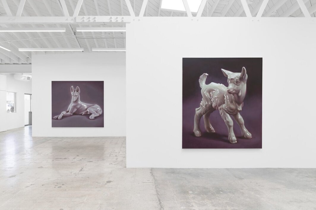 “阿拉赫瓷器厂”展览现场，2023，Anat Ebgi画廊，洛杉矶.
