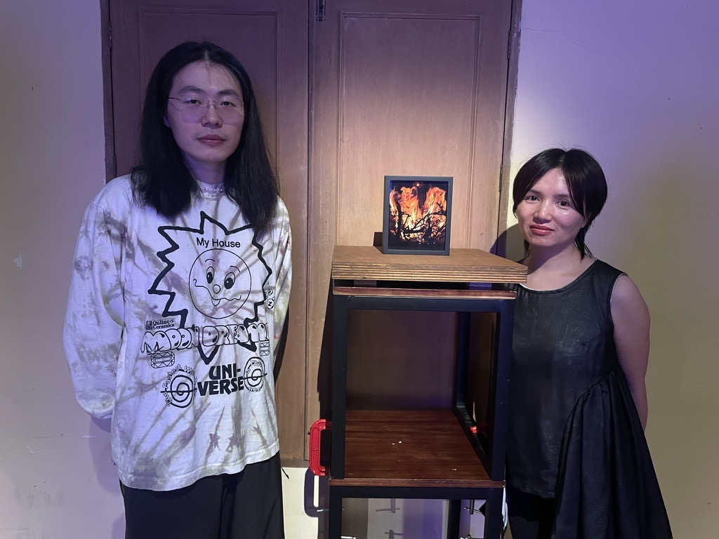 艺术家敖乾枥（Chando Ao）与Yve Yang画廊创始人Yve.