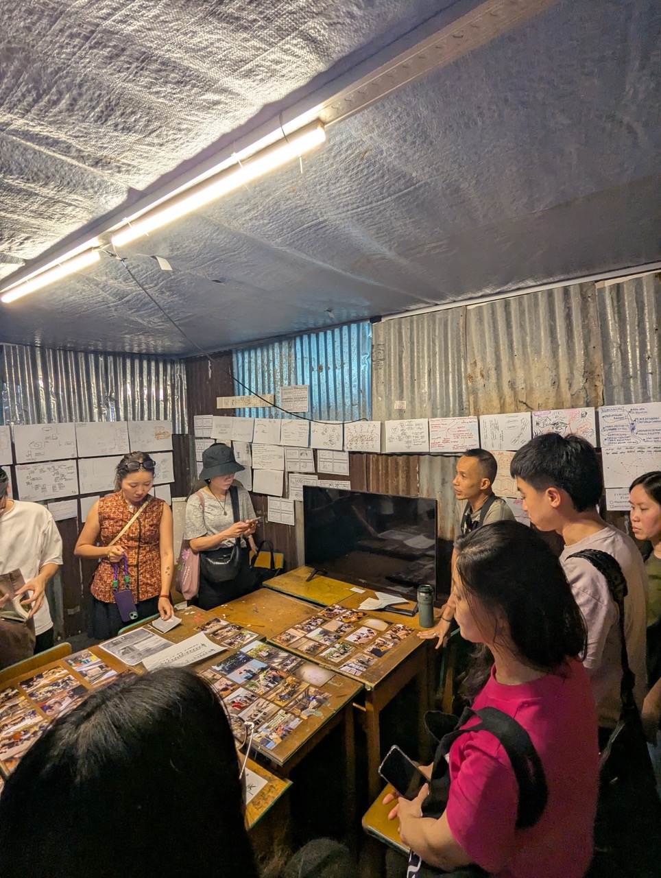 ruangrupa成员Farid Rakun导览ruru gakko的流变.