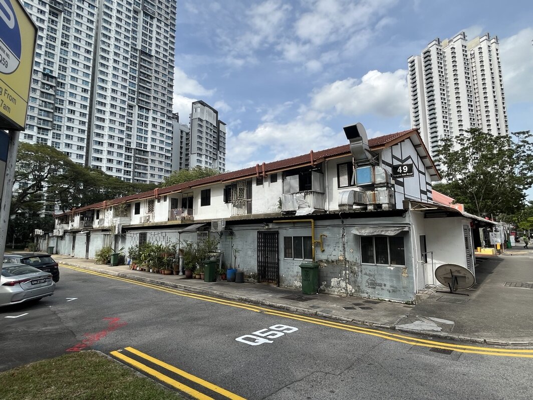 作为新加坡双年展的场地之一，Tanglin Halt社区仍保留着如今新加坡罕见的60年代二层排屋.