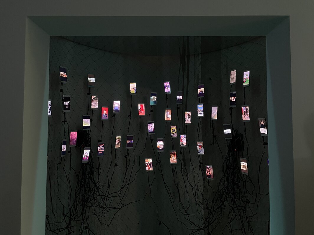 王懿泉，《小视频》，2016-，河套平行主展场展览现场，2026.