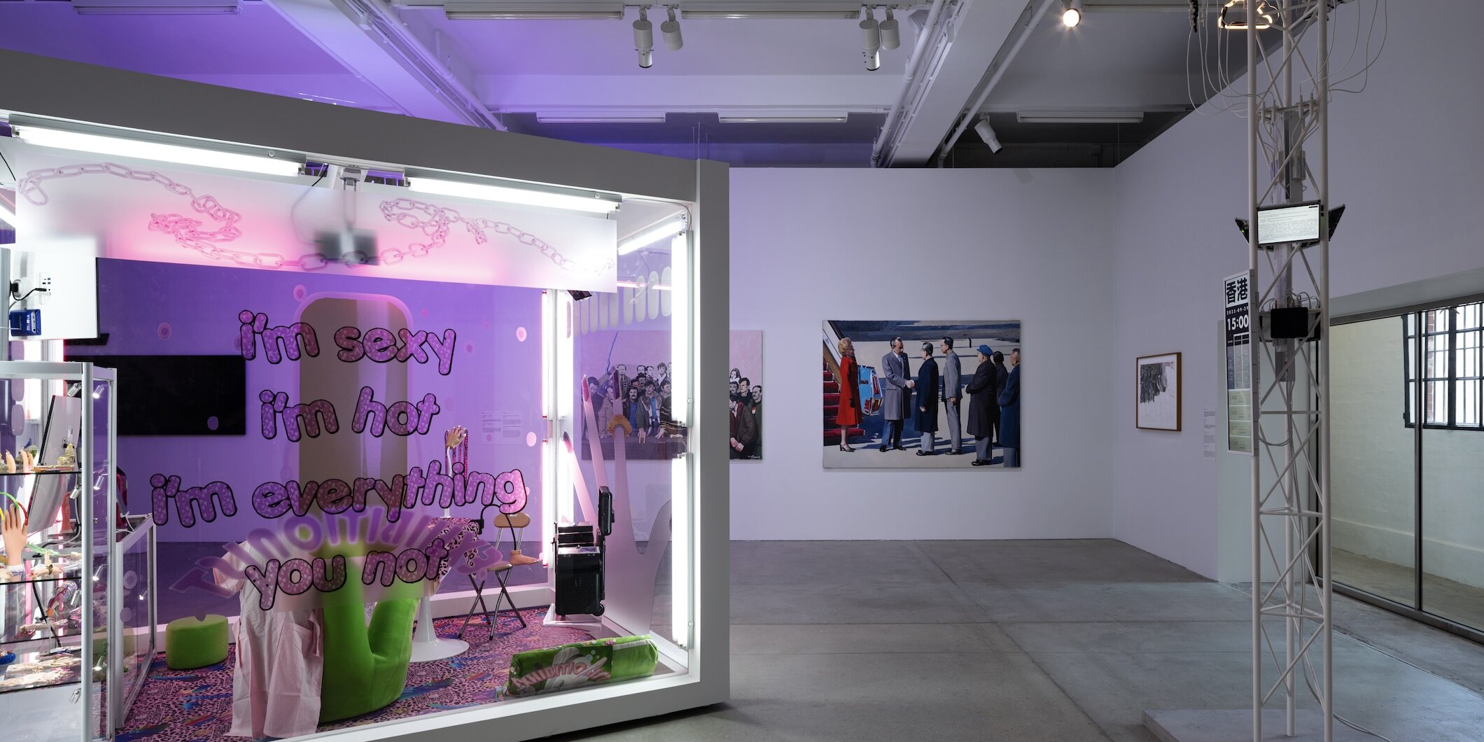 “保持在线：云中游荡”展览现场，2026，图片提供：大馆当代美术馆，摄影：关尚智.