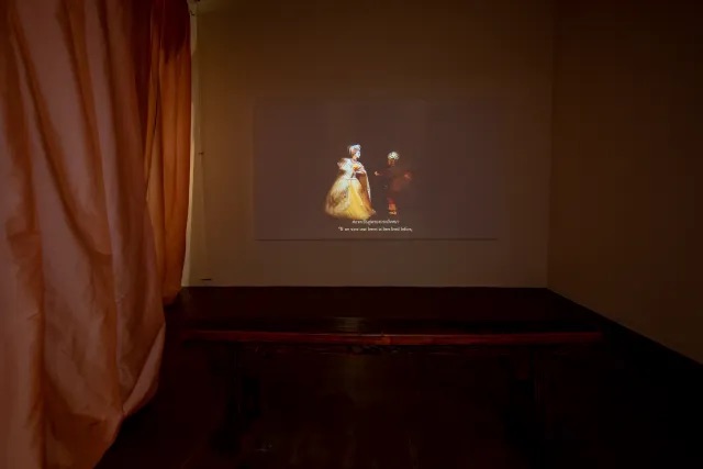 “纳克罗布·穆曼纳斯：金之蜕变”展览现场，2026，Warin Lab Contemporary，曼谷. 摄影：Preecha Pattara.